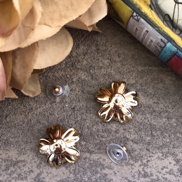 KATE SPADE • Precious Poppies Earrings - Picture 7 of 7